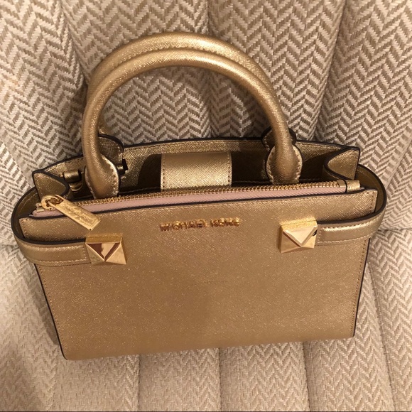 NWOT Michael Kors Karla small satchel - Picture 4 of 5